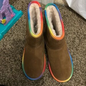 Brand new size 3 Uggs